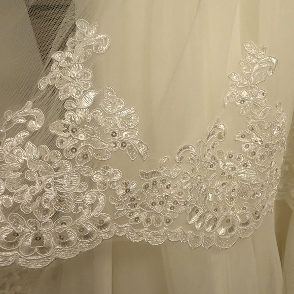 Stunning girls size 14 dress - like new - Picture 6 of 8